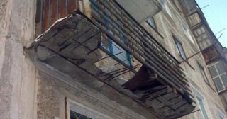 Демонтаж балкона Инта, цена от 2908 руб.